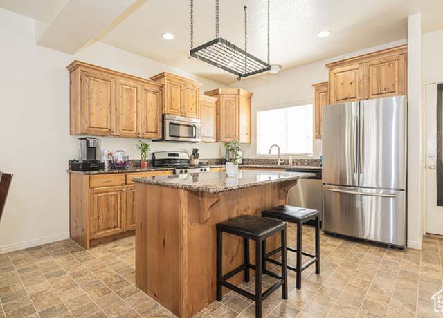 Property at 490 E 700 S #509, Clearfield, UT 84015, 4 beds, 3.5 baths