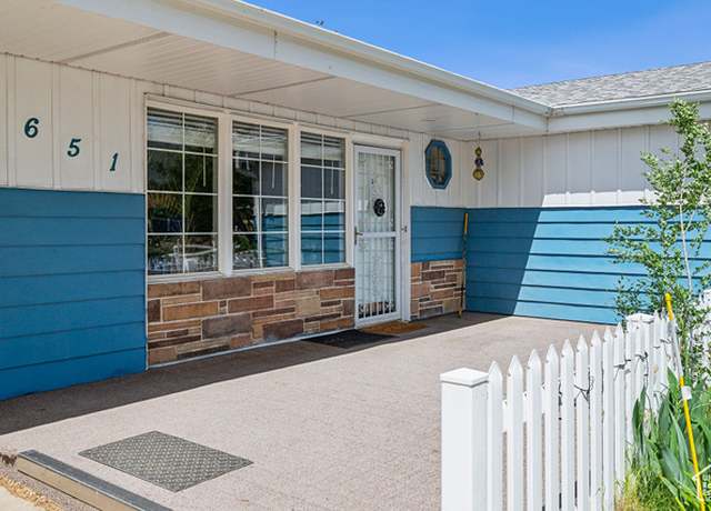 Property at 651 Sherwood Dr, Layton, UT 84041, 3 beds, 1 bath