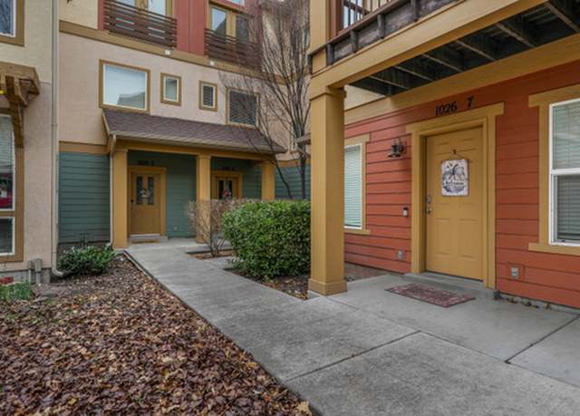 Property at 1026 N Shepard Creek Pkwy #4 Pkwy #4, Farmington, UT 84025, 2 beds, 2.5 baths