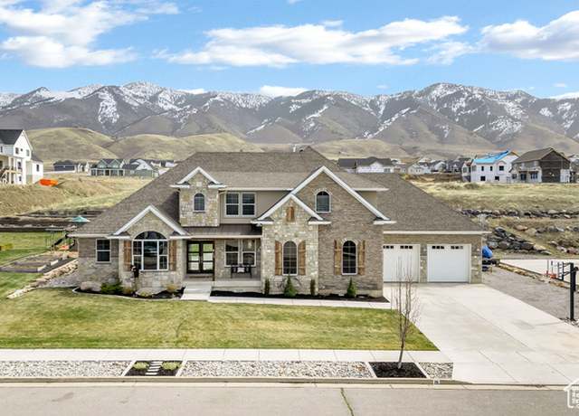 Property at 116 N 820 E, Hyde Park, UT 84318, 8 beds, 4.5 baths