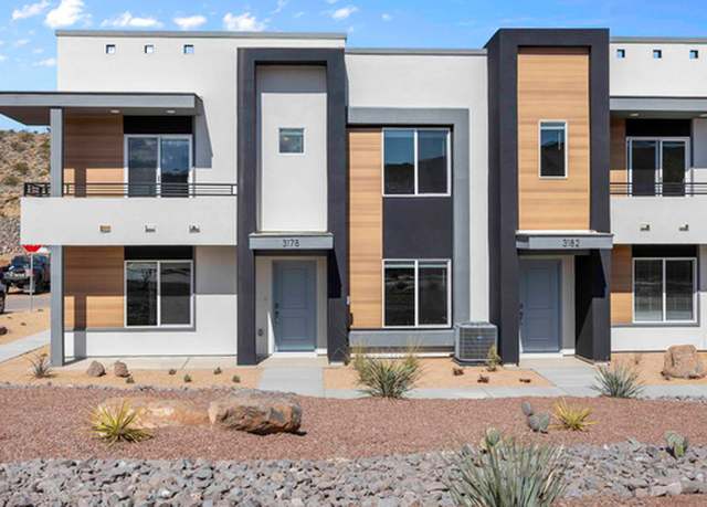 Property at 1689 S Wahweap Way #2382, Washington, UT 84780, 3 beds, 2.5 baths