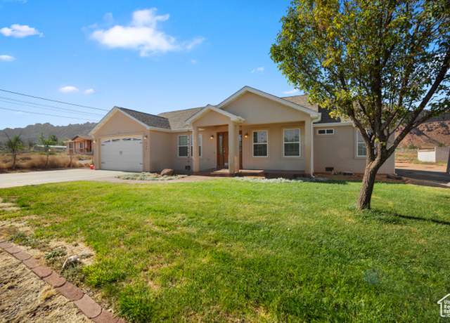Property at 2304 Spanish Valley Dr, Moab, UT 84532, 4 beds, 3 baths