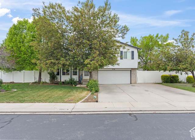 Property at 3262 W 6920 S, West Jordan, UT 84084, 4 beds, 1.5 baths