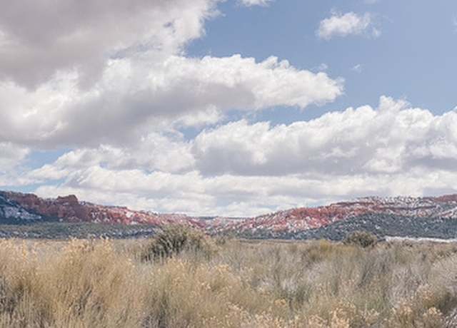 Property at 3124 E South View Dr, Hatch, UT 84735