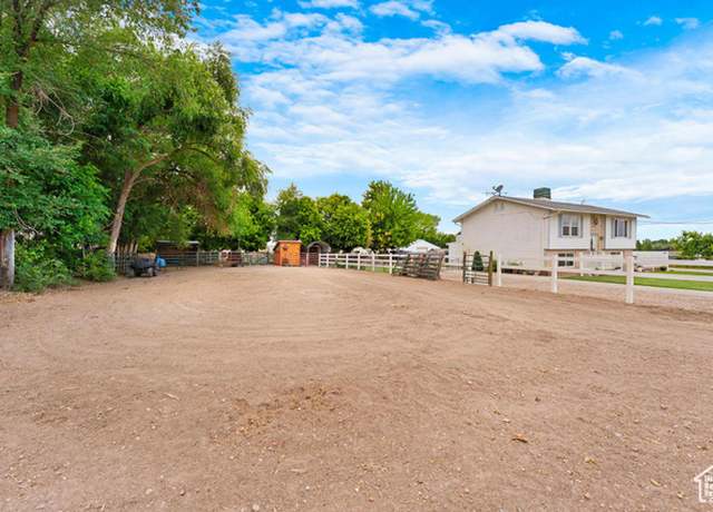 Property at 2869 S 2700 W, West Haven, UT 84401, 3 beds, 2 baths