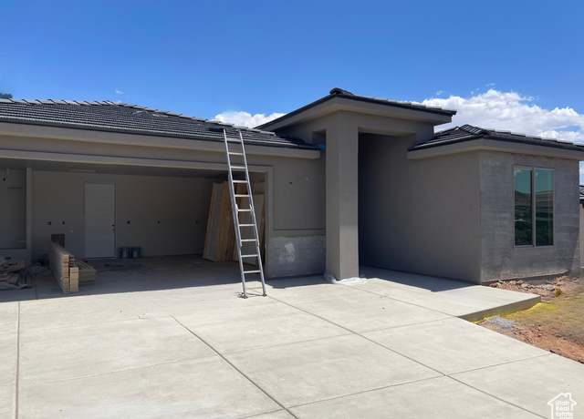 Property at 456 N 1400 W, Hurricane, UT 84737, 4 beds, 2.5 baths