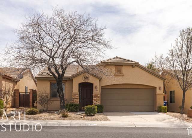 Property at 3240 E Fourteen Fairway Dr, Washington, UT 84780, 3 beds, 2 baths