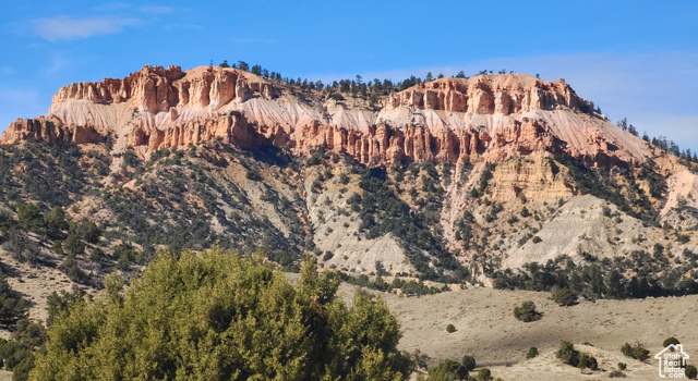 Photo of Property in Tropic, UT 84776