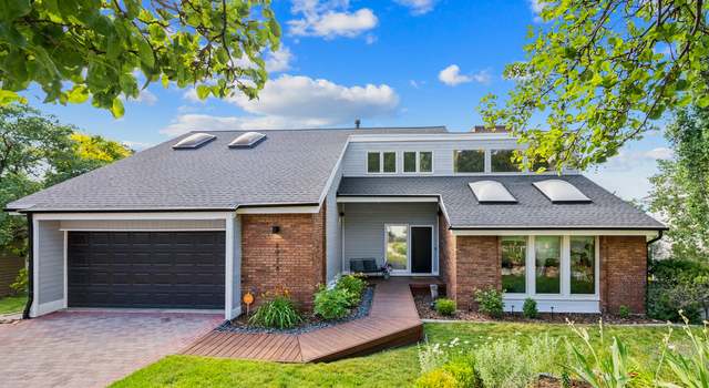 Property at 2974 Oakwood Dr, Bountiful, UT 84010, 5 beds, 2.5 baths
