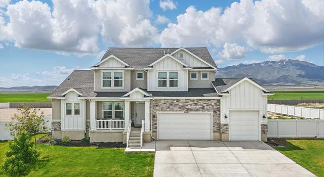 Photo of 4823 N Canaan Peak Dr W, Eagle Mountain, UT 84005