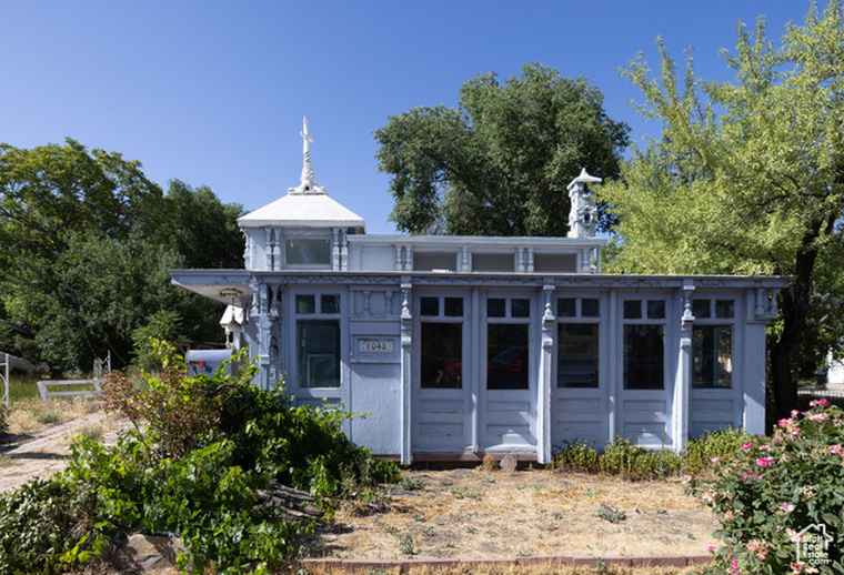 Photo of 1048 W California Ave Salt Lake City, UT 84104
