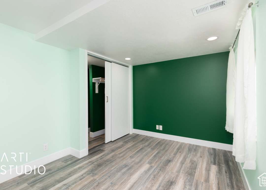 1454 W Cornerstone Dr, South Jordan, UT 84095