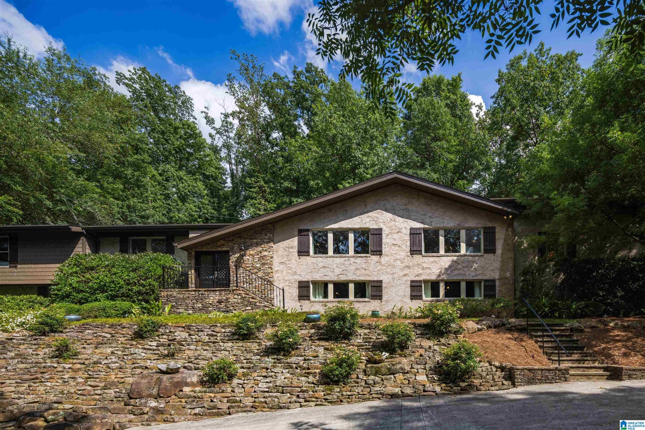 3330 Crosshill Rd, Mountain Brook, AL 35223 | MLS# 1326291 | Redfin