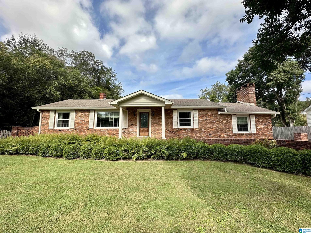 2245 Talladega Hwy, Sylacauga, AL 35150 MLS 21366539 Redfin