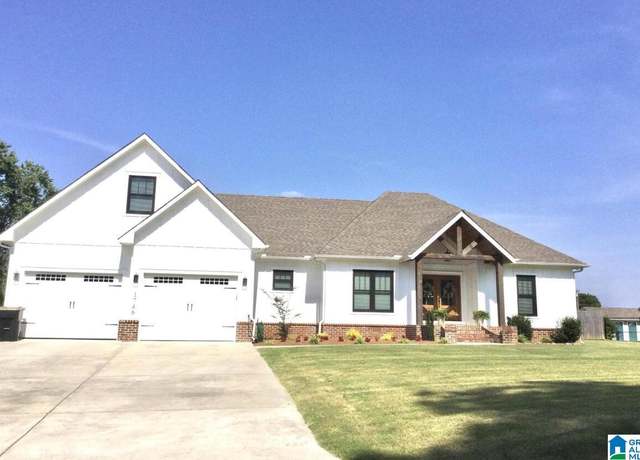 Property at 1746 Sharpton Rd NE, Cullman, AL 35055, 4 beds, 3 baths