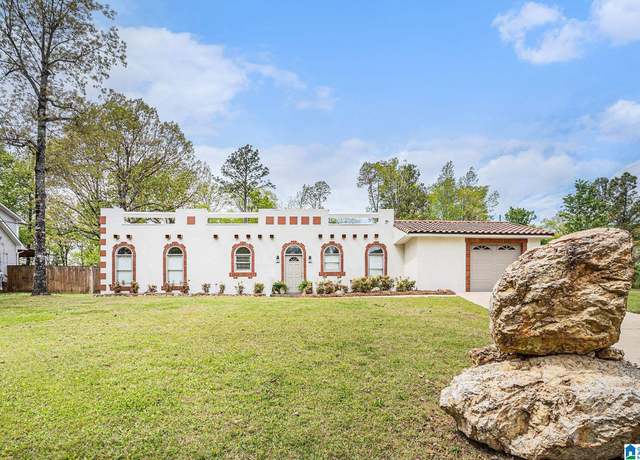 Property at 16 Eagle Rock Dr, Alabaster, AL 35007, 2 beds, 2 baths