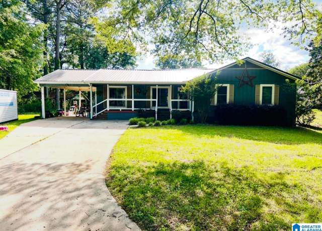 Property at 304 Timber Cv, Columbiana, AL 35051, 3 beds, 1.5 baths