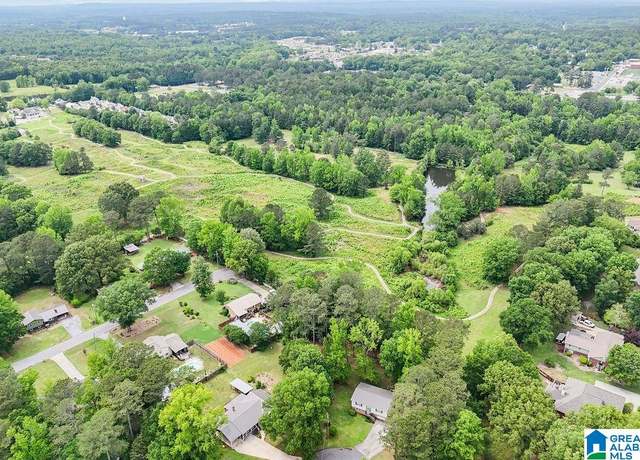 Property at 304 Timber Cv, Columbiana, AL 35051, 3 beds, 1.5 baths