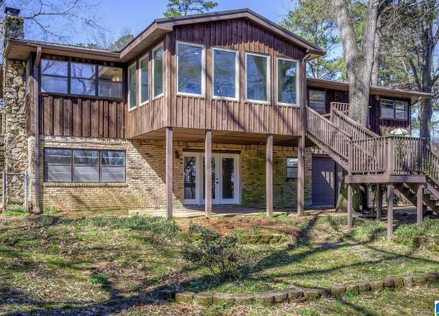 Property at 222 Patricia Rd, Madison, AL 35758, 4 beds, 2.5 baths