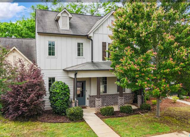 Property at 245 The Heights Dr, Calera, AL 35040, 3 beds, 2.5 baths