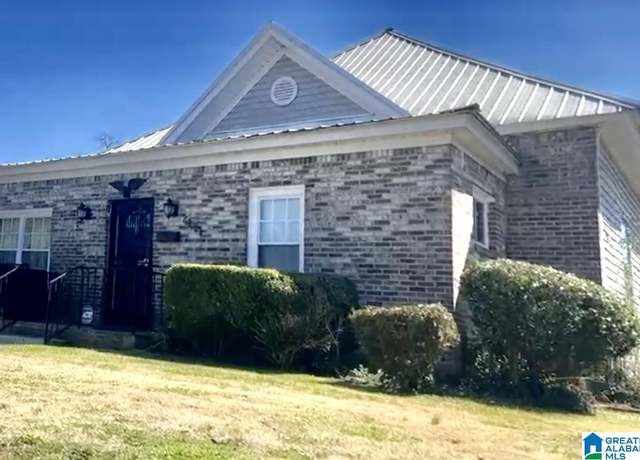 Property at 2121 47th Pl, Birmingham, AL 35208, 3 beds, 2 baths