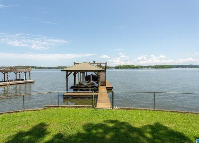 Property at 3516 Griffitt Bend Rd, Talladega, AL 35160, 3 beds, 2 baths
