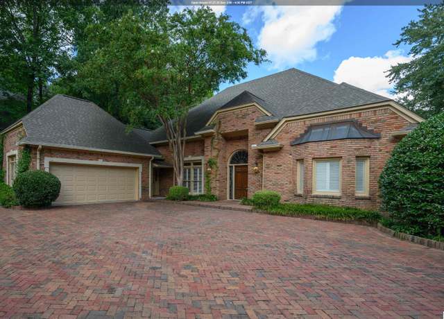 Property at 1226 Lake Forest Cir, Birmingham, AL 35244, 5 beds, 4.5 baths