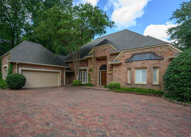 Property at 1226 Lake Forest Cir, Birmingham, AL 35244, 5 beds, 4.5 baths