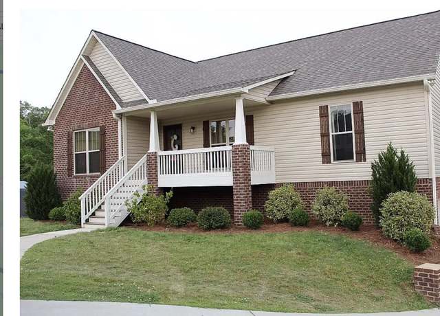 Property at 7443 Cresview Ln, Dora, AL 35062, 3 beds, 2 baths