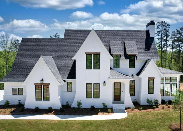 Property at 1143 E Club Ridge Dr, Vestavia Hills, AL 35242, 6 beds, 5 baths