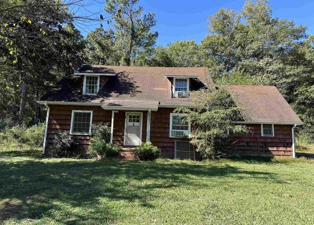 Property at 614 Piney Woods Rd, Gardendale, AL 35071, 4 beds, 1.5 baths