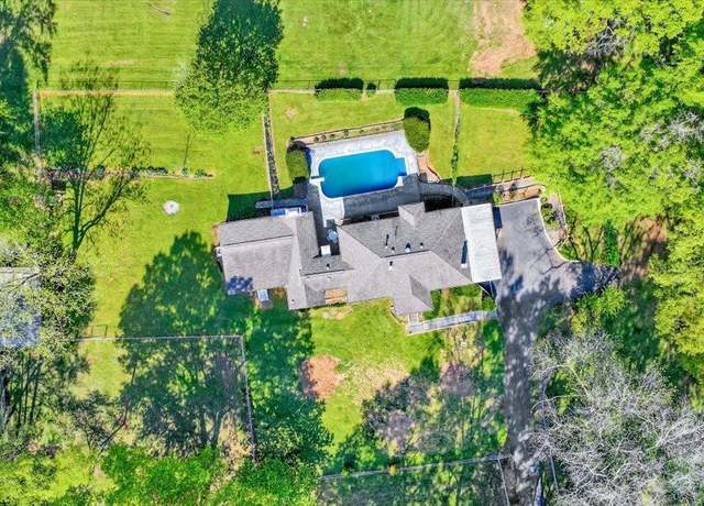 Property at 150 Burgess Dr, Springville, AL 35146, 3 beds, 2 baths