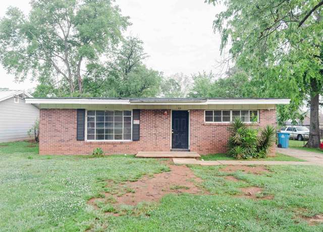 Property at 1628 Collier Dr, Midfield, AL 35228, 3 beds, 1 bath