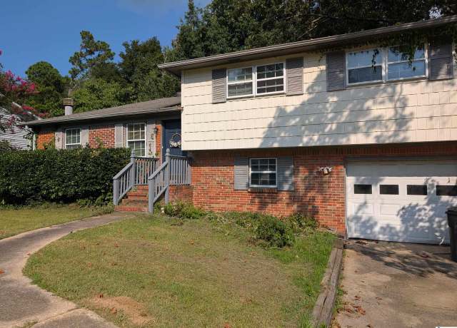Property at 533 Canterbury Rd, Pelham, AL 35124, 3 beds, 2 baths