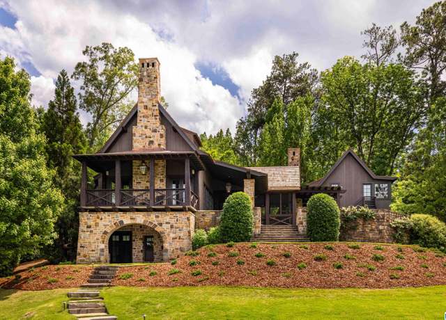Property at 1186 Willow Glynn Way, Alexander City, AL 35010, 4 beds, 5.5 baths