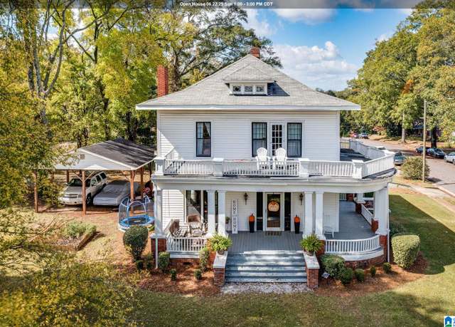 Property at 2325 27th St, Birmingham, AL 35208, 3 beds, 2.5 baths