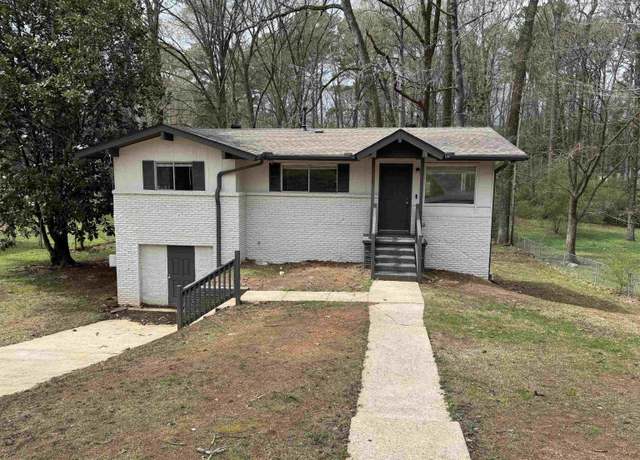 Property at 1632 Bobolink Ln NE, Center Point, AL 35215, 3 beds, 2 baths