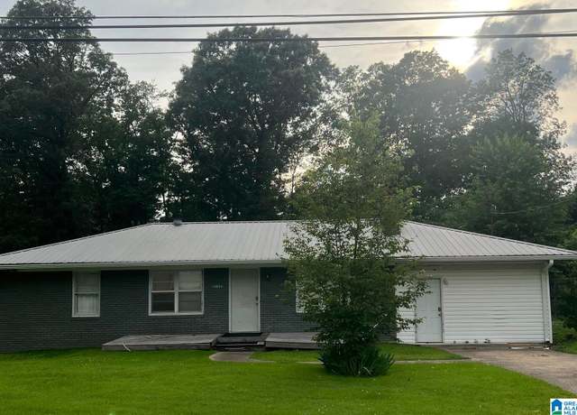 Property at 13070 Broadway Dr, Lakeview, AL 35111, 3 beds, 1.5 baths