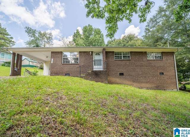 Property at 1009 Maxanna Dr, Anniston, AL 36206, 3 beds, 2 baths