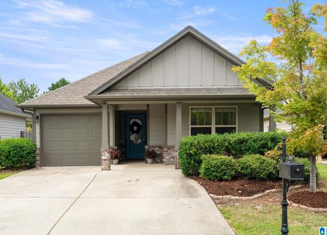 Property at 2029 Preston Ln, Chelsea, AL 35043, 3 beds, 2 baths