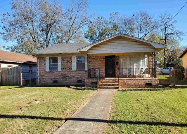 Property at 2925 10th Ave N, Bessemer, AL 35020, 3 beds, 2 baths