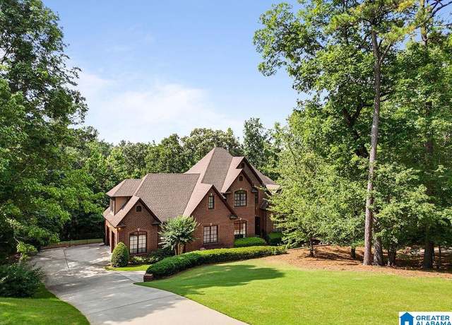 Property at 305 Camp Forrest Trl, Helena, AL 35080, 6 beds, 5.5 baths