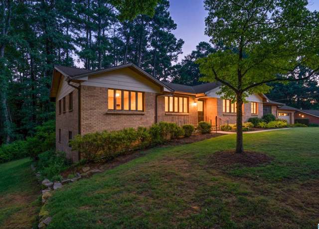 Property at 1912 Deo Dara Dr, Hoover, AL 35226, 4 beds, 3 baths