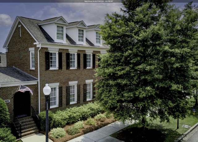 Property at 626 Preserve Pkwy, Hoover, AL 35226, 4 beds, 3.5 baths