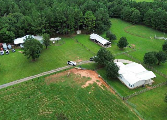 Property at 319 Kymulga Rd, Childersburg, AL 35044, 3 beds, 2 baths