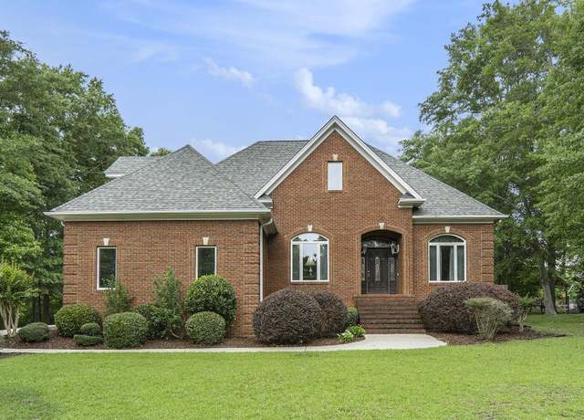 Property at 113 Fawn Dr, Clanton, AL 35045, 4 beds, 2.5 baths