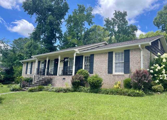 Property at 2448 Jamestown Dr, Hoover, AL 35226, 3 beds, 2 baths