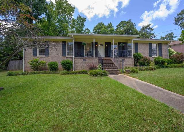 Property at 2448 Jamestown Dr, Hoover, AL 35226, 3 beds, 2 baths