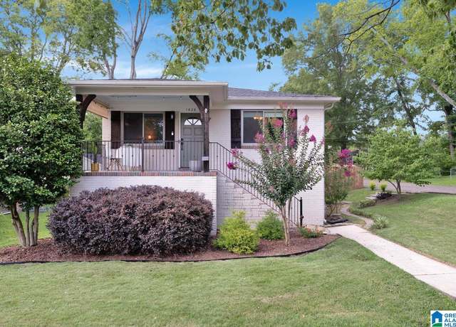 Property at 1626 5th Ave S, Irondale, AL 35210, 4 beds, 2 baths