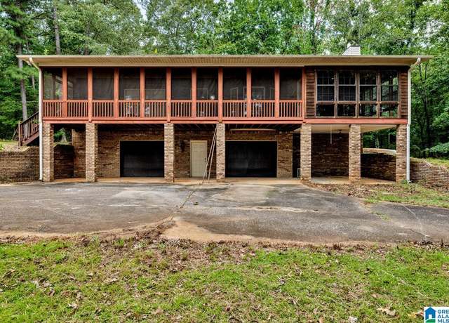 Property at 511 Wallace Dr, Shelby, AL 35143, 3 beds, 2 baths
